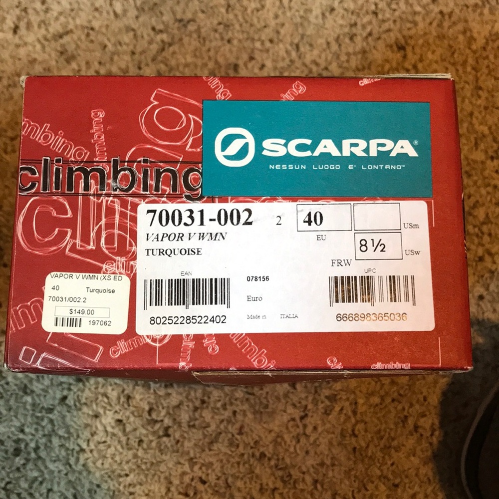 Scarpa rock climbing shoes size 8 1/2 Turquoise